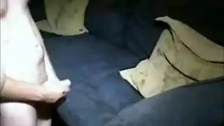 شعر العانة المرفرف وهزة الجماع المتدفقة من مهبل مشعر