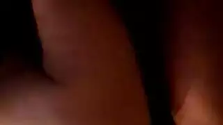 فتاة جامعية ترتب جنسًا مزدوجًا لصديقاتها المتعطشات