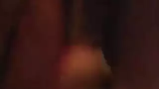 أم صديقه الشقراء المثيرة تمتلئ بقضيب ناضج خبير
