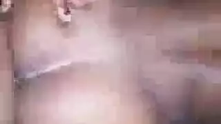 لحم حلو يُدك في فعل إكس إكس إكس