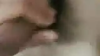 إباحيات مثلية مثيرة: مص عميق وبلع السائل المنوي