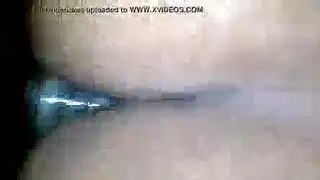 بي بي سي ضخم مهووس بإدخال قضيبه عميقاً في حلق красавиة سمراء