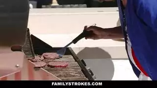 شرموطتين وقضيب واحد: جلسة سكس ثلاثي مكثف