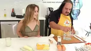 لعب فردي بالقضيب العربي على الكاميرا