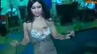 فيلم إباحي لهز الأرداف والأنين الجنسي الصريح