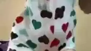 عرض مريم على الكاميرا: أثداء كبيرة وأفعال صريحة لعشيقها السري